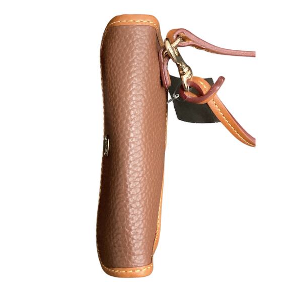 NWOT Dooney & Bourke Wristlet Women’s 1Size Pebbled Leather SignatureRedInterior - Picture 7 of 9